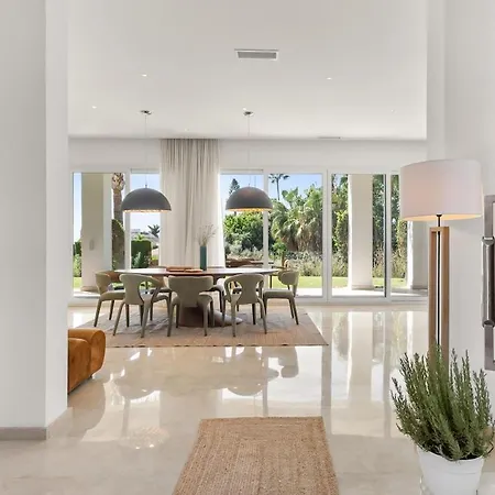 Breathtaking Views From Near - Heated Villa Marbella