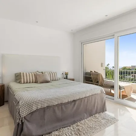 Breathtaking Views From Near - Heated Villa Marbella