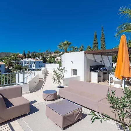 Breathtaking Views From Near - Heated Marbella